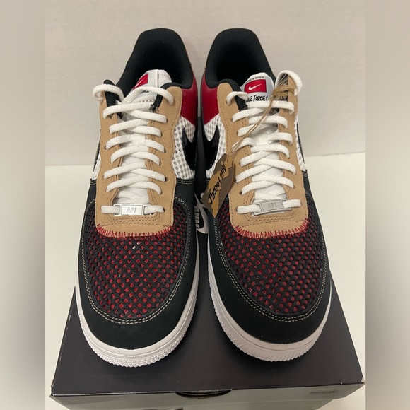 Air Force 1 07’ LV8 - Picture 3 of 8
